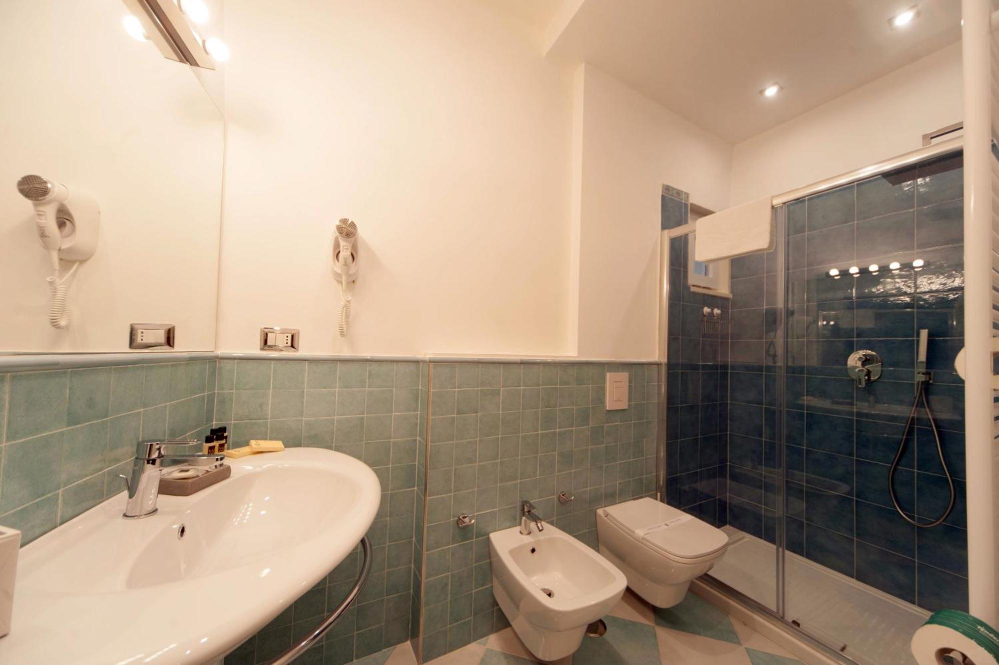 La Cattedrale Dai Tetti Bed & Breakfast Trani Eksteriør bilde
