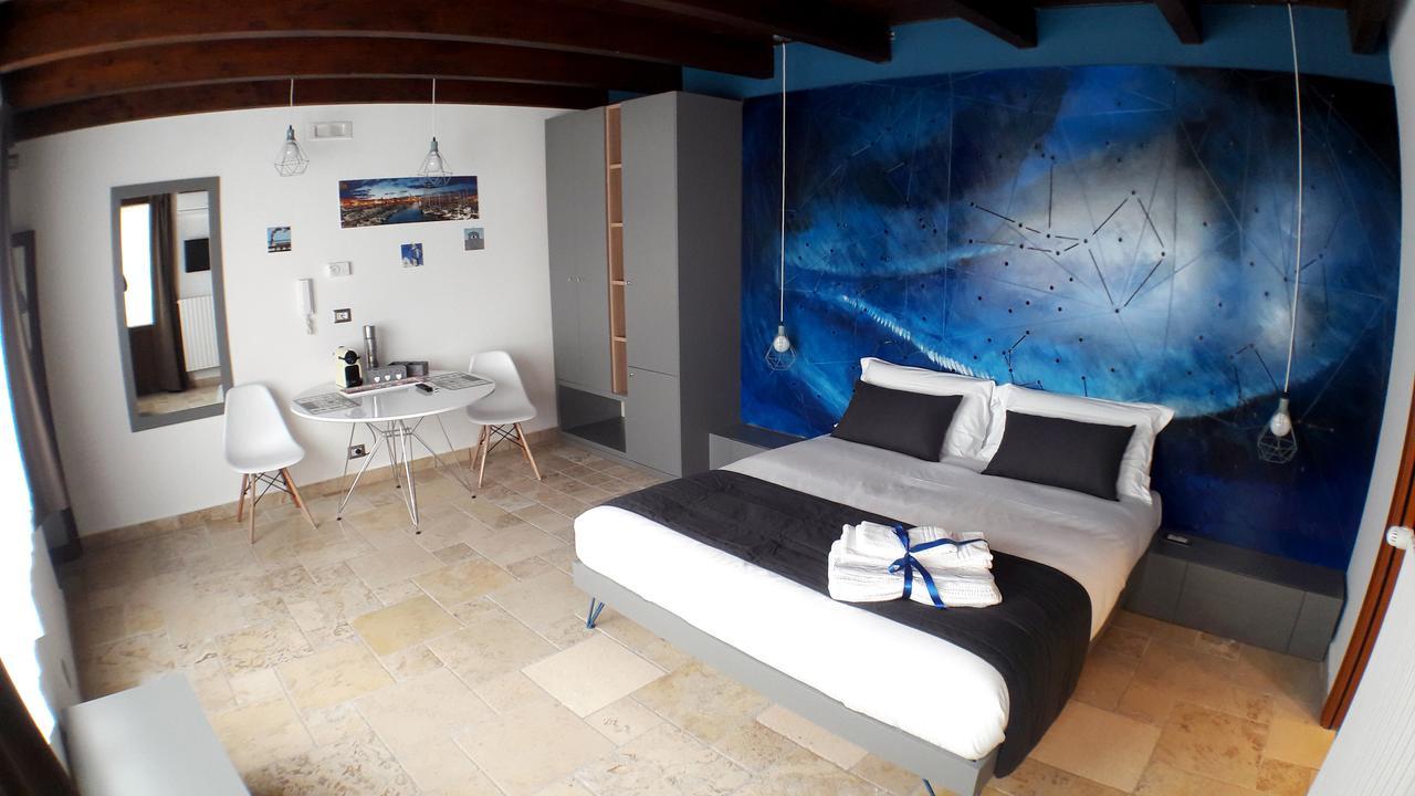La Cattedrale Dai Tetti Bed & Breakfast Trani Eksteriør bilde