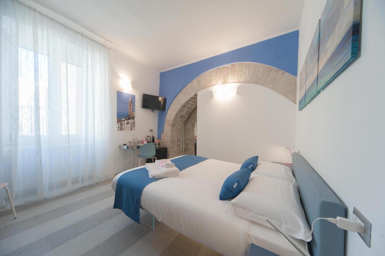 La Cattedrale Dai Tetti Bed & Breakfast Trani Eksteriør bilde