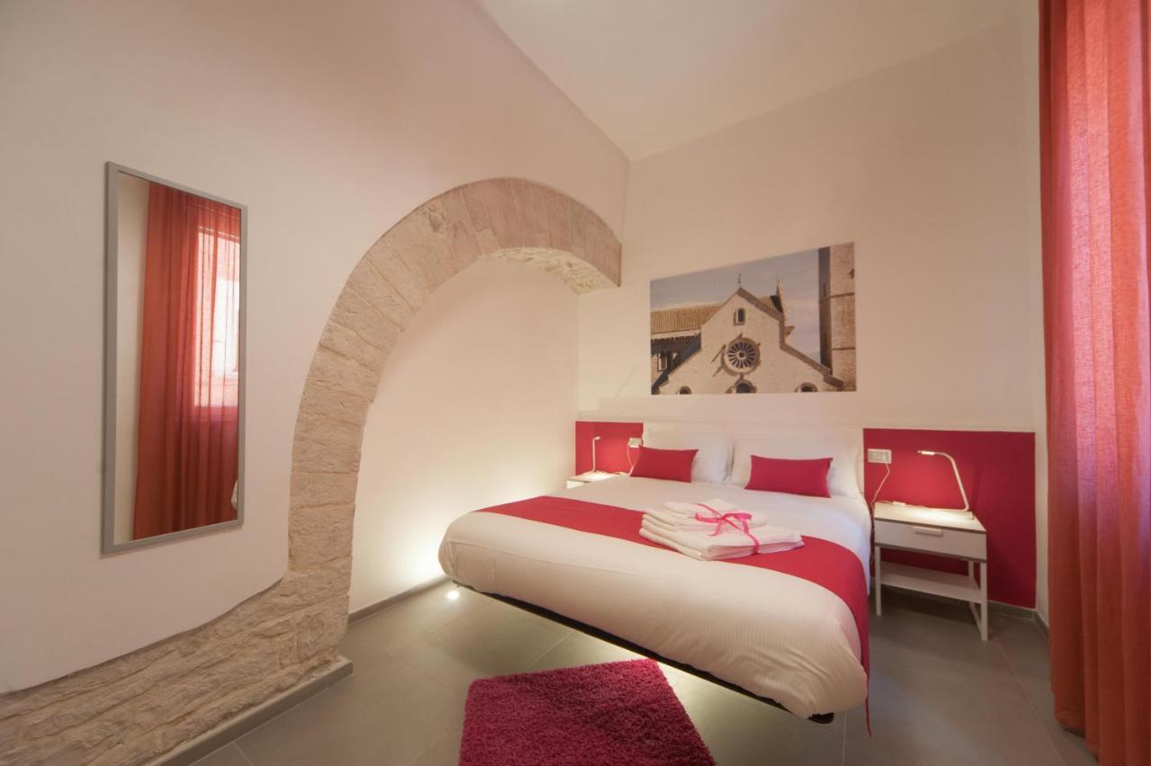 La Cattedrale Dai Tetti Bed & Breakfast Trani Eksteriør bilde